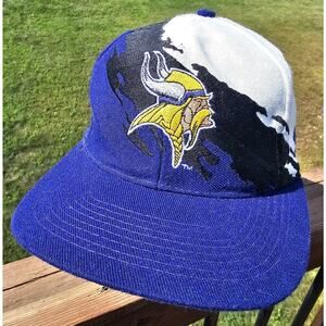 Vintage Minnesota Vikings SnapBack Hat Cap Logo Athletic Paint Splash 90s Wool